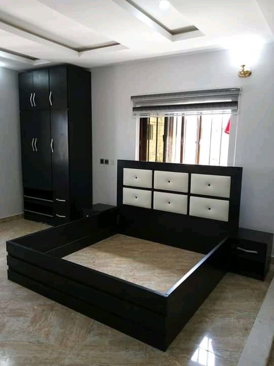 Matte Handleless Kitchen